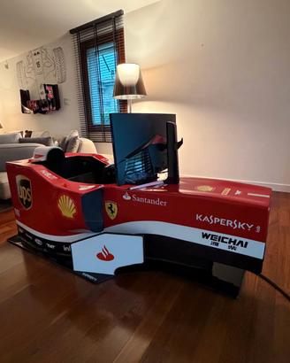 Simulatore di guida FERRARI.