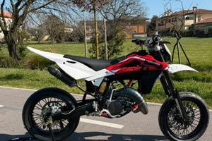 SM 125