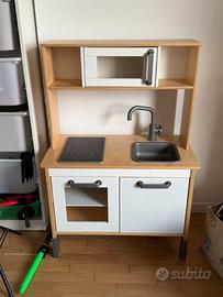 Cucina giocattolo ikea + accessori