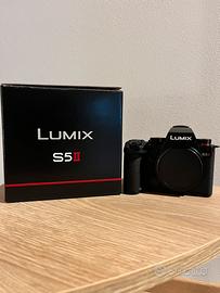 Lumix s5 mark ii con obiettivo Lumix S 85mm f1.8