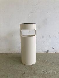 Cestino getta carta produzione Kartell