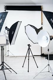 ATTREZZATURA FOTOGRAFICA PER STUDIO