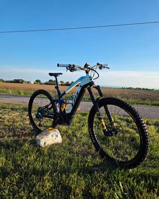 TM Racing Sinfonia 22 Full HOLINS - solo 1700km 