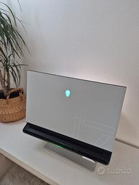 ALIENWARE 17 RTX 2080 SUPER gaming laptop 32GB RAM