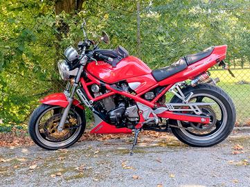 Suzuki bandit 400
