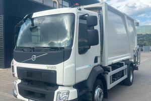 Volvo FL6 Compattatore 
