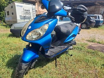 Scooter 50cc QALP50SC 2009 – 3000 km –