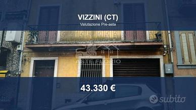Immobile in asta di 211 m² con più di 5 locali a V