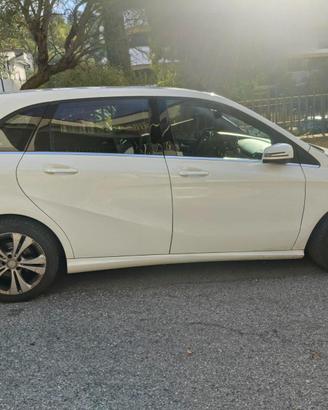 Mercedes Classe B 180 d Automatic Sport - 87650 km
