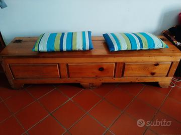 cassapanca in legno