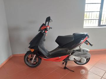 Aprilia SR 125 - 2000