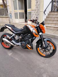 KTM Duke 125