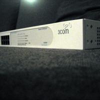 Switch 3COM 16 porte
