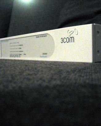 Switch 3COM 16 porte