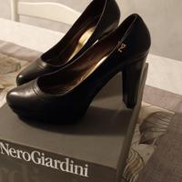 décolleté eleganti