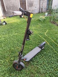 Xiaomi scooter 4 pro 2 gen monopattino elettrico 