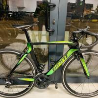 Bici da corsa Giant Propel in carbonio perfetta