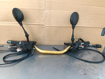 Manubrio completo Voge 300 Ac