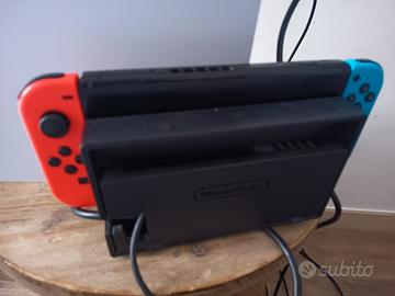Nintendo switch con Mario kart e Nintendo sports