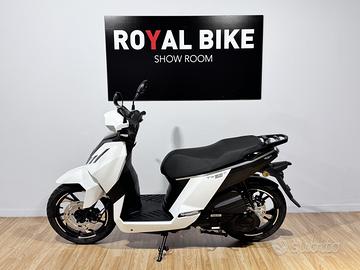 Peugeot tweet 200 fl active 5+ permute