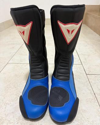 Stivali Dainese.