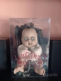 bambola living dead doll