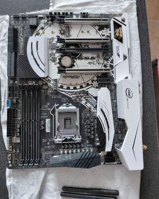 ASRock Z270 Taichi LGA1151 scheda madre Intel