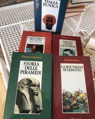 Libri di storia