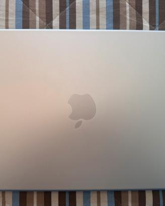 Macbook Neo 256 GB Argento