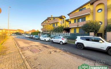 GRAZIOSO TRE LOCALI CON CANTINA E POSTO AUTO