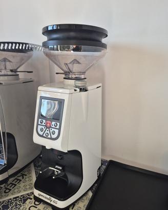 Macinacaffè Eureka Atom Specialty 65