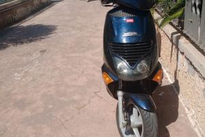 Aprilia 150 leonardo