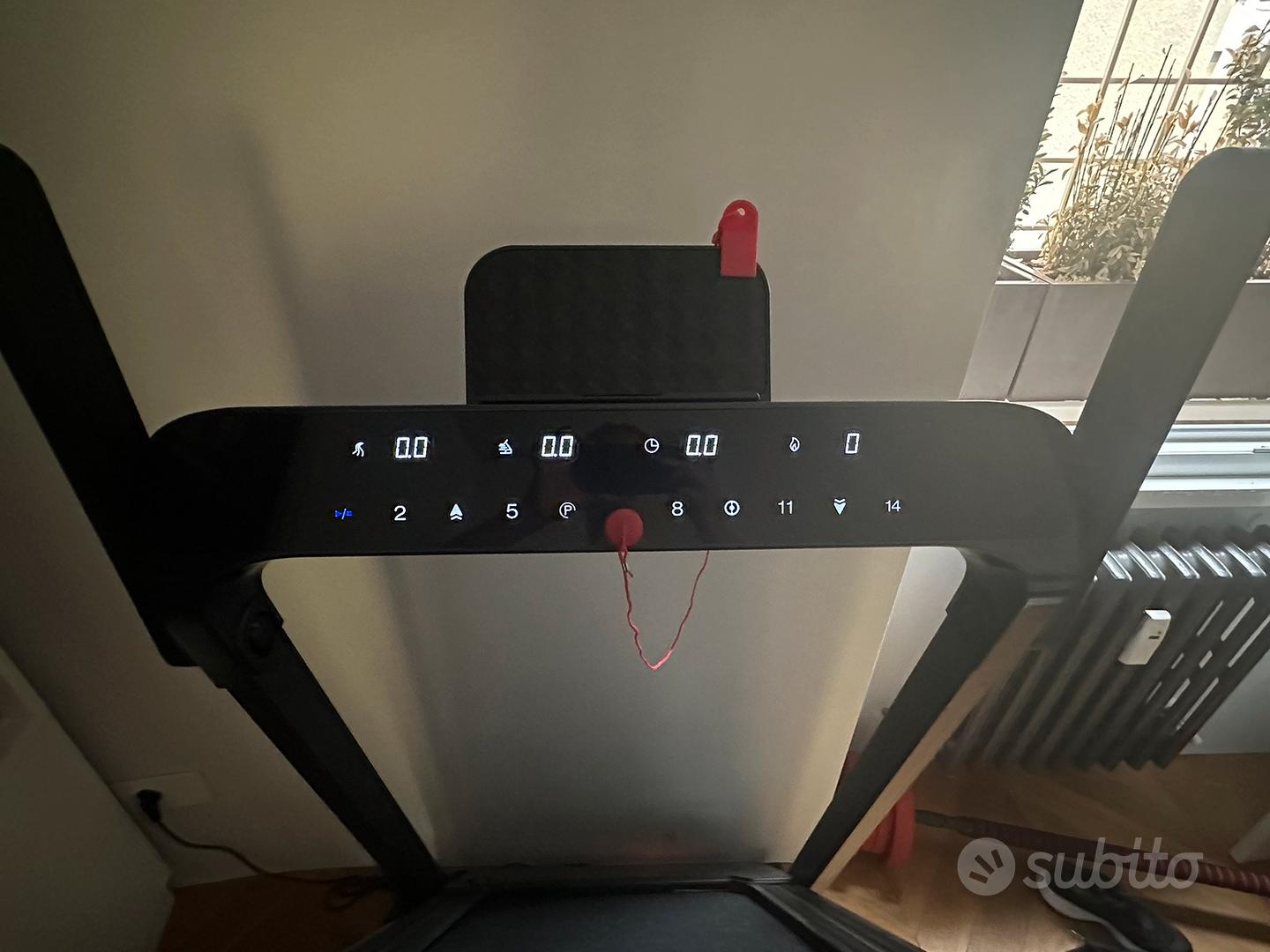 Tapis Roulant Elettrico Pieghevole Con Inclinazione Manuale - 16 Km/h, 12 Programmi, APP, Display LCD, Per Casa