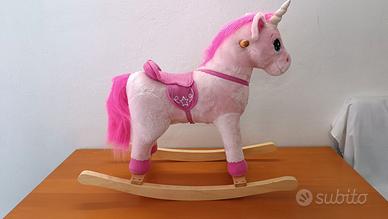 Unicorno a dondolo