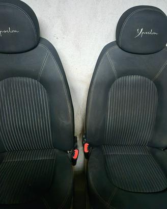 LANCIA YPSILON MOMO DESIGN SEDILI ANTERIORI