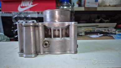 cilindro uma racing. PREZZO TRATTABILE 