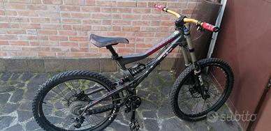 bicicletta downhill moongose usa