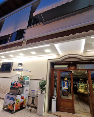 Bar pasticceria con patentino tabacchi e sisal