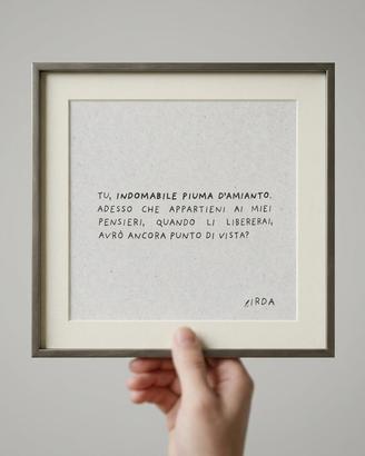 Quadro minimalista con frase poetica