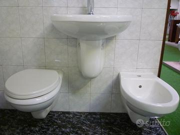 SERIE da 3 pezzi SANITARI SOSPESI NUOVI