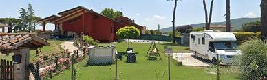 Porzione di villa bif. disposta su tre livelli