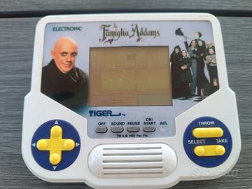 GIG Tiger Electronics La Famiglia Addams
