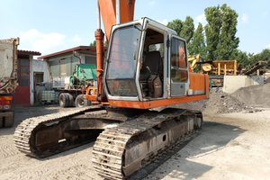 Escavatore fiat hitachi FH 220 elt triplice