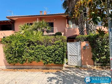 Villa a Schiera Rifinita su 2 Livelli, Mq 200