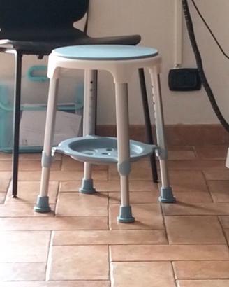 sgabello per doccia