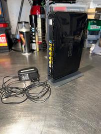 Router Netgear DGND3700v2 N600