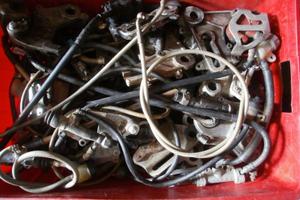 Impianti freno anteriori e posteriori cross enduro