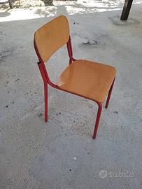 Sedie tipo scuola €20