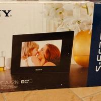 Cornice digitale NUOVA € 30