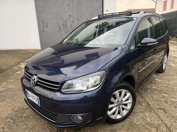 Volkswagen Touran 1.4 Metano tetto panoramico 2012